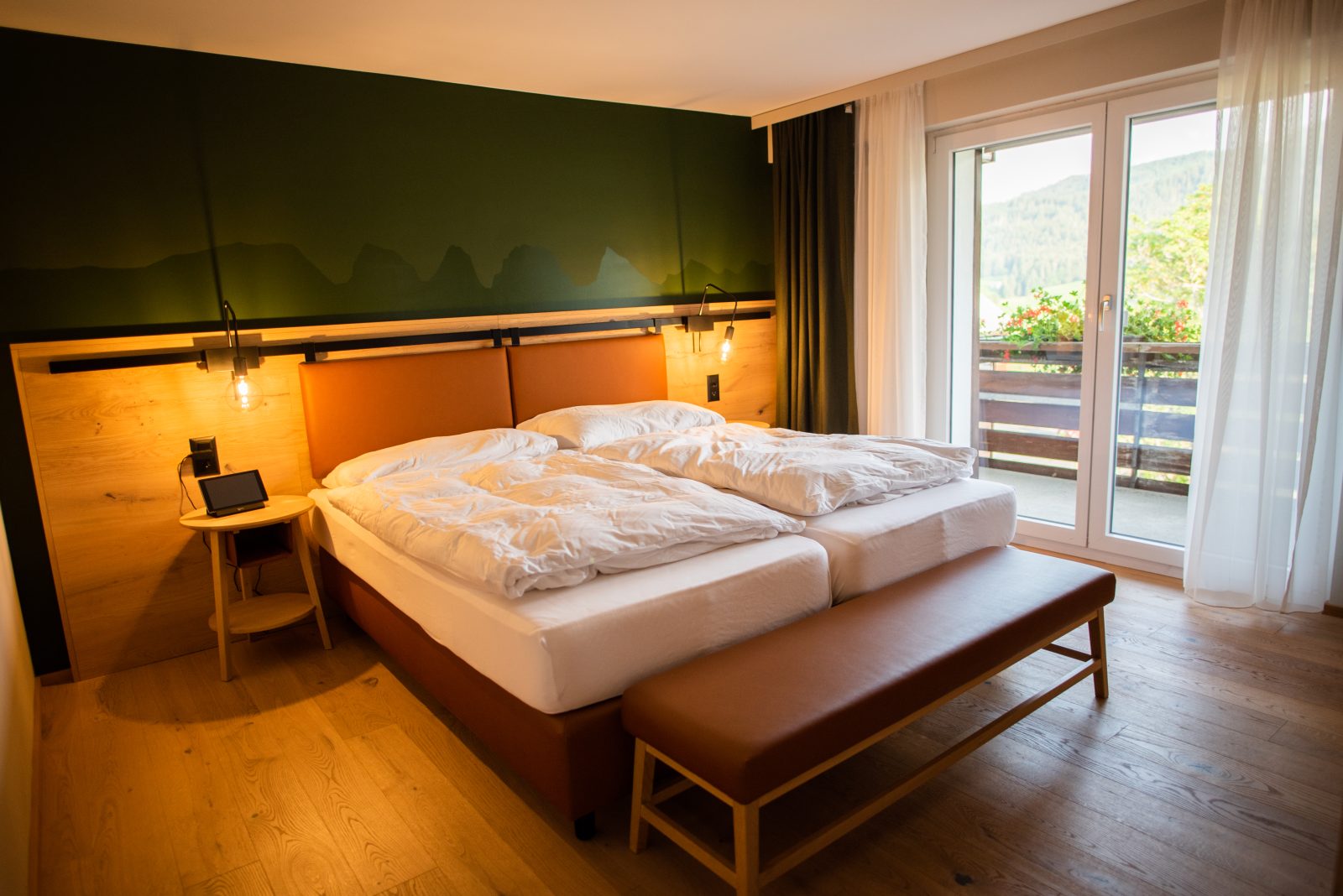 Deluxe Double Bedroom